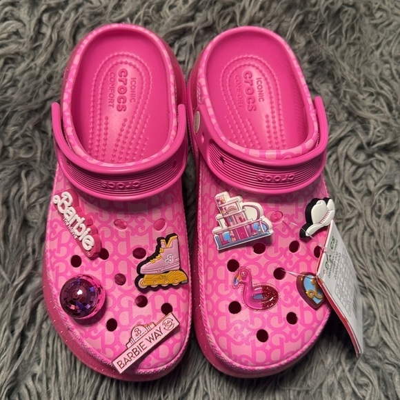NWT Crocs Barbie The Movie Mega Crush limited edition pink platform clogs size 7 - Picture 7 of 8